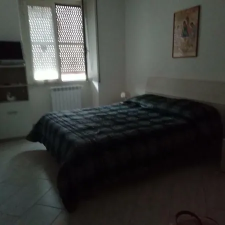 Vakantiehuis Centro A 700m Dal Mare *